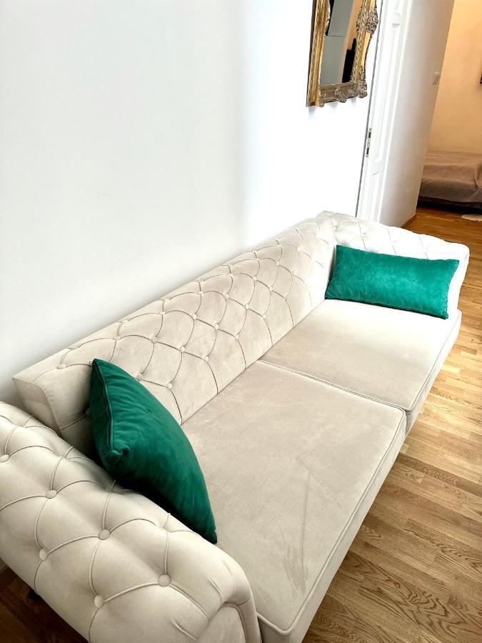 Central River Apartment Danube Будапеща Екстериор снимка